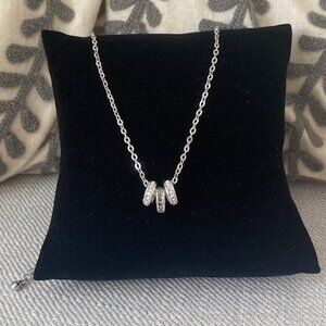 Necklace Pendant -NEW- 3 Interlocking Rings w/ Sparkling Diamonds Silver Tone